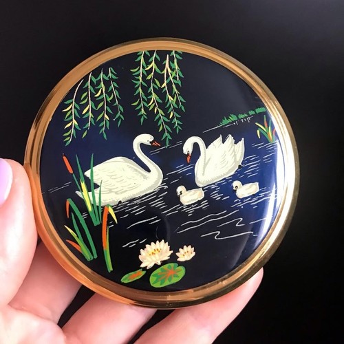 Vintage compact powder kigu - powder,