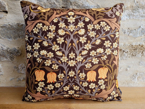 William morris blackthorn - william,