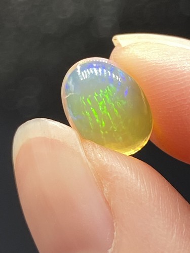 Opal precious white rainbow - precious,