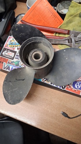 Boat propeller - , )
