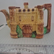 Vintage Wadeheath Old English