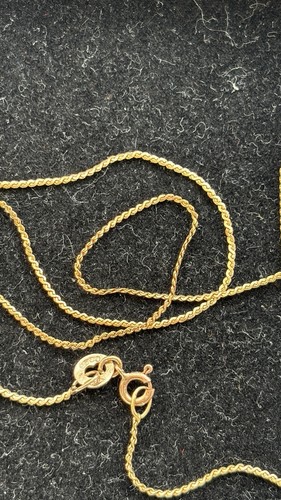 9ct solid gold shaped - 9ct,