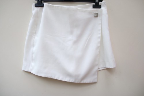 Zara size smalll white - , skort