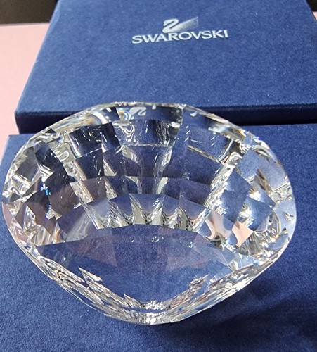 Swarovski 2006 scs - swarovski, members