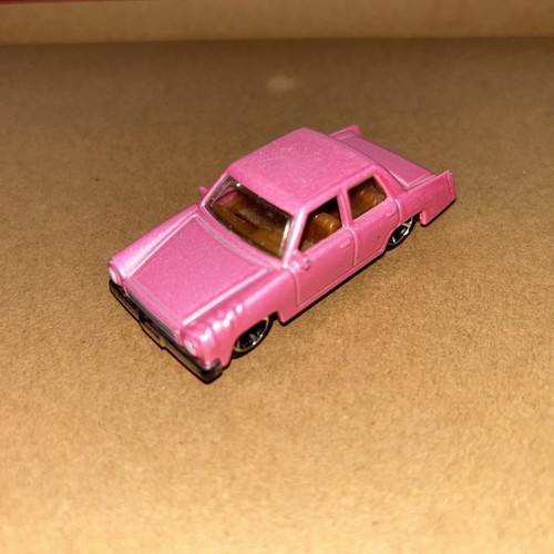 Hot wheels the simpsons family - hot,