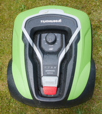 Greenworks Optimow®15 Robotic Lawn Mower USED-spares or repair-no code.