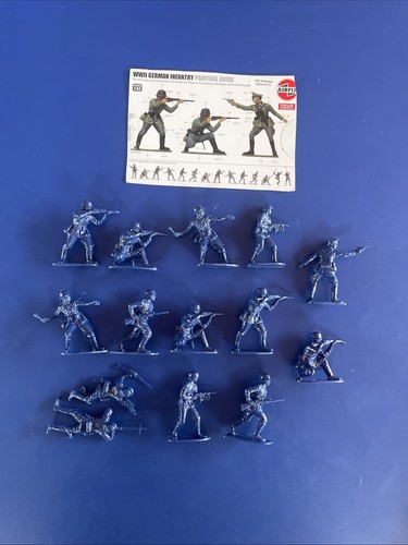 Airfix toy soldiers - soldiers, german
