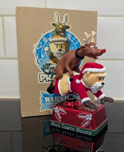 Bad taste bear prancer boxed - "prancer",