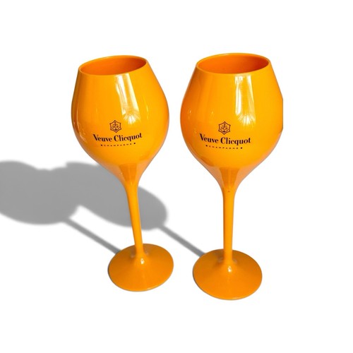 Veuve clicquot champagne flute - champagne,