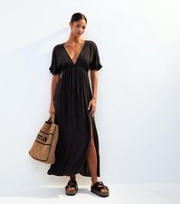 New Look Black Bead Trim Short