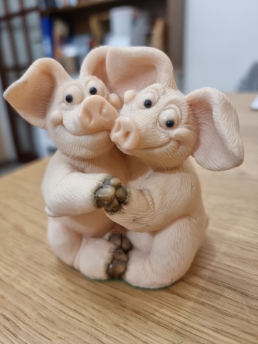 Piggin figurine - piggin’,