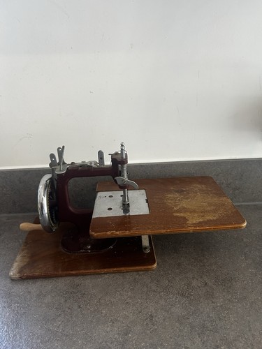 Mechanical miniature sewing - mechanical,