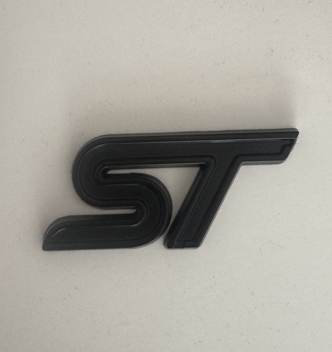 Black badge ford fiesta - ford,