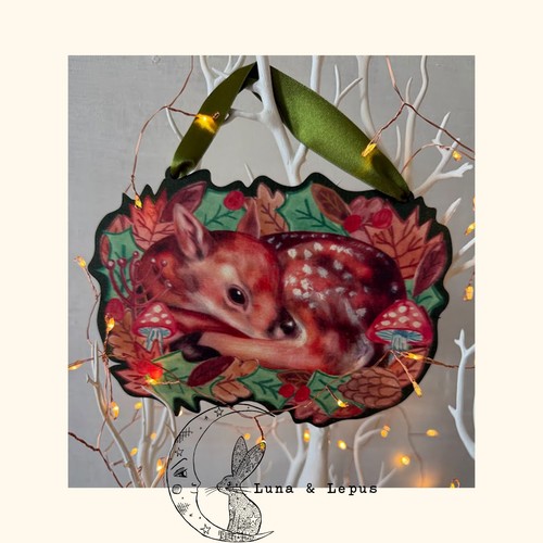 Woodland animals deer amongst - animals,