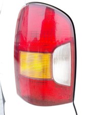 LEFT TAILGATE LIGHT / 146748