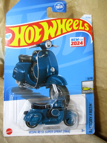 Hot wheels factory - wheels, fresh