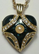 Vintage JOAN RIVERS Bottle Green Enamelled Heart Pendant Locket Necklace