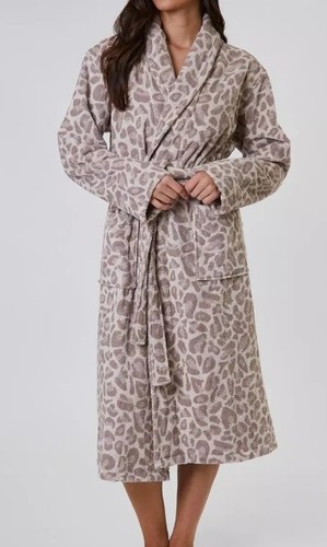 Dressing gown size small - gown,