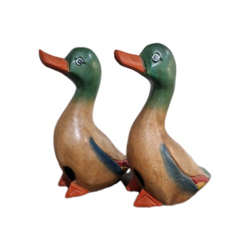 Vtg wooden pair hand - hand, carved