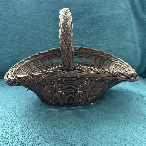 Vintage wicker shopping basket - wicker,