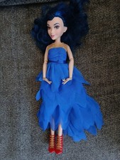 Disney Descendants Doll - Royal Coronation Evie Isle of the Lost Doll Blue Dress
