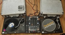 Technics 1210 MK2 Turntables