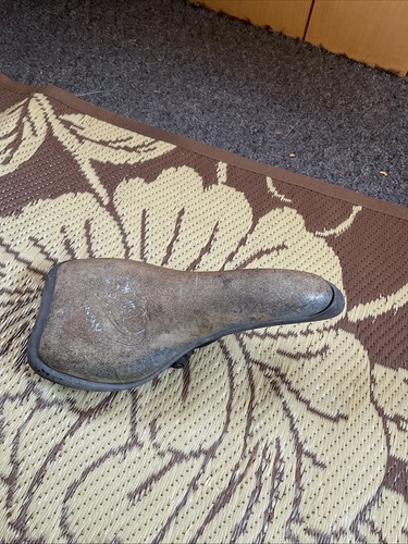 Seat from mongoose tim - ,