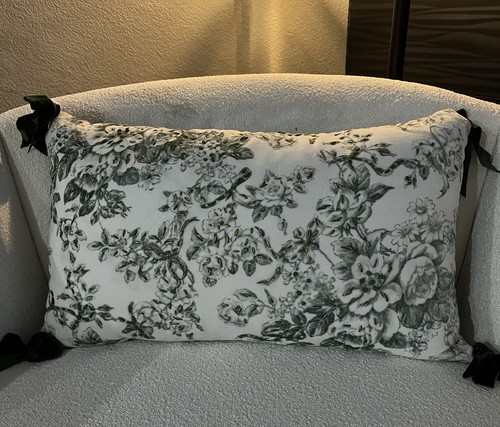 Laura ashley floral toile - floral,