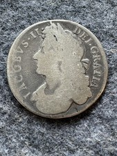 1687 James II Half Crown Silver Coin. 1st Bust. In Good Collectable Condition.