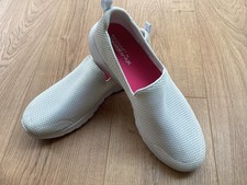 LADIES SKETCHERS GOGA MAX UK 8