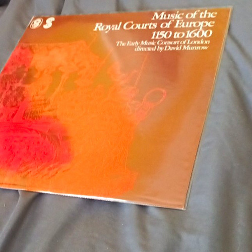 Early music consort - consort, of