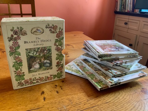 The brambly hedge - the,
