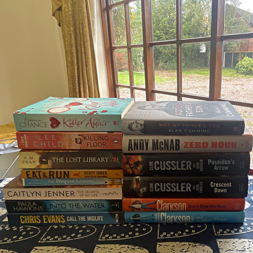Mixed lot paperback books - mixed,