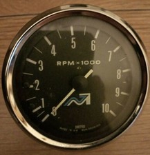 NVT SQUIGGLE TRIUMPH T160 TRIDENT REV COUNTER / TACHO TACHOMETER & BRAC - SMITHS