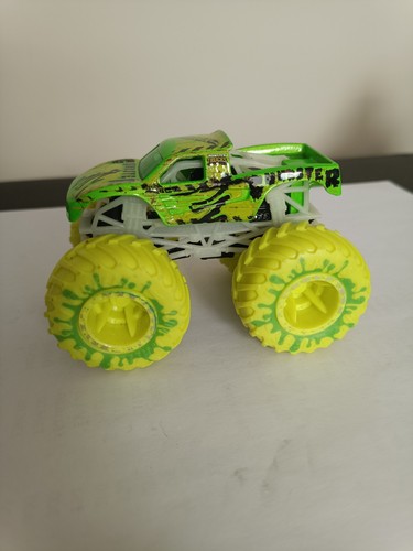 Hot wheels monster truck - monster,
