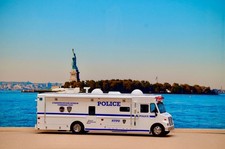 Code 3 NYPD Police LDV Command