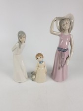 Lot of 3 Spanish Porcelain