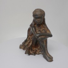 Statue Damsel Art Deco Style