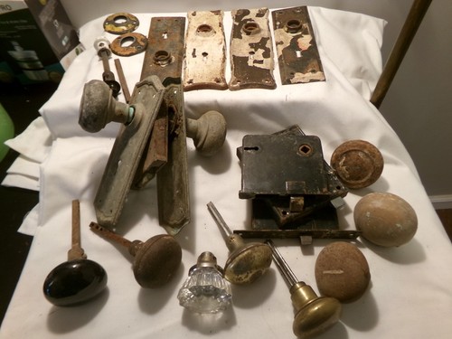 Lot vintage door knobs - lot,