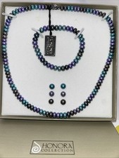 Honora Iridescent Pearl