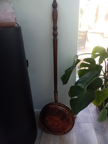 Vintage copper long handle bed - vintage,