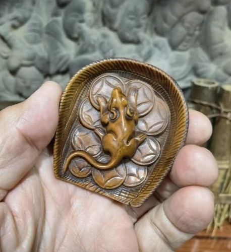 Vintage japanese netsuke - vintage,