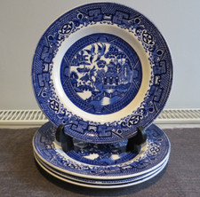 FOUR WASHINGTON POTTERY OLD WILLOW 8 ICH SALAD DESSERT PLATES