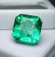 Certified 8.85 Ct Natural