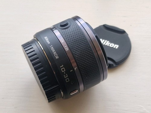 Nikon nikkor 30mm - 1,