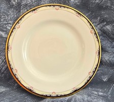 ROYAL DOULTON — H5099 —
