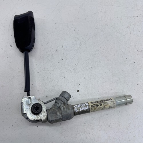 Vauxhall corsa seat - seat, belt