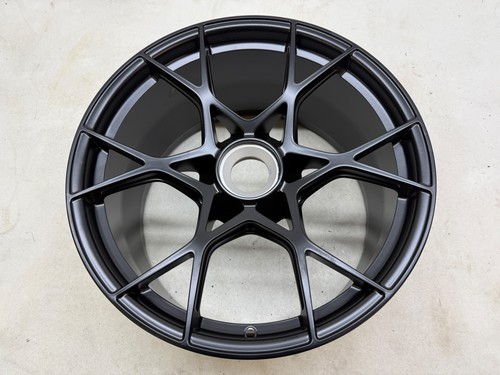 Genuine porsche cayman 982 gt4 - genuine,