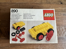 Vintage LEGO 890 Wind-Up Motor – Complete, Boxed & Tested (1979)