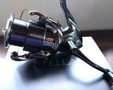Shimano 22 Stella 4000M Spinning Reel